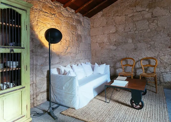 Las Casas Del Camino Real