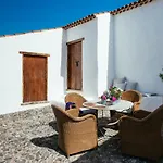 Las Casas Del Camino Real *