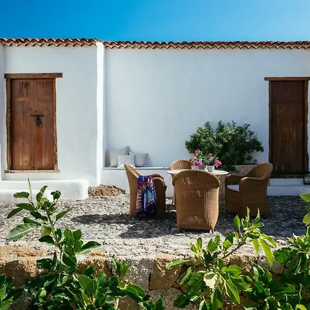 Las Casas Del Camino Real