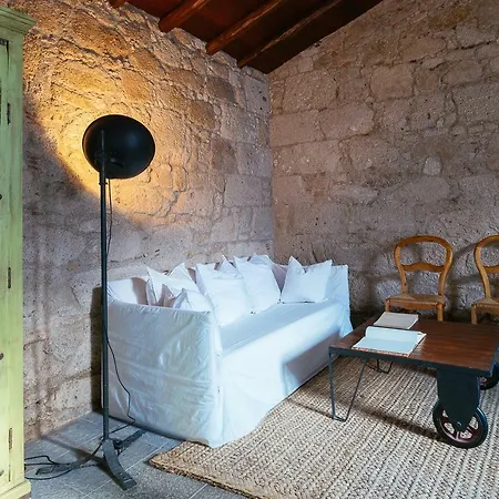 Las Casas Del Camino Real